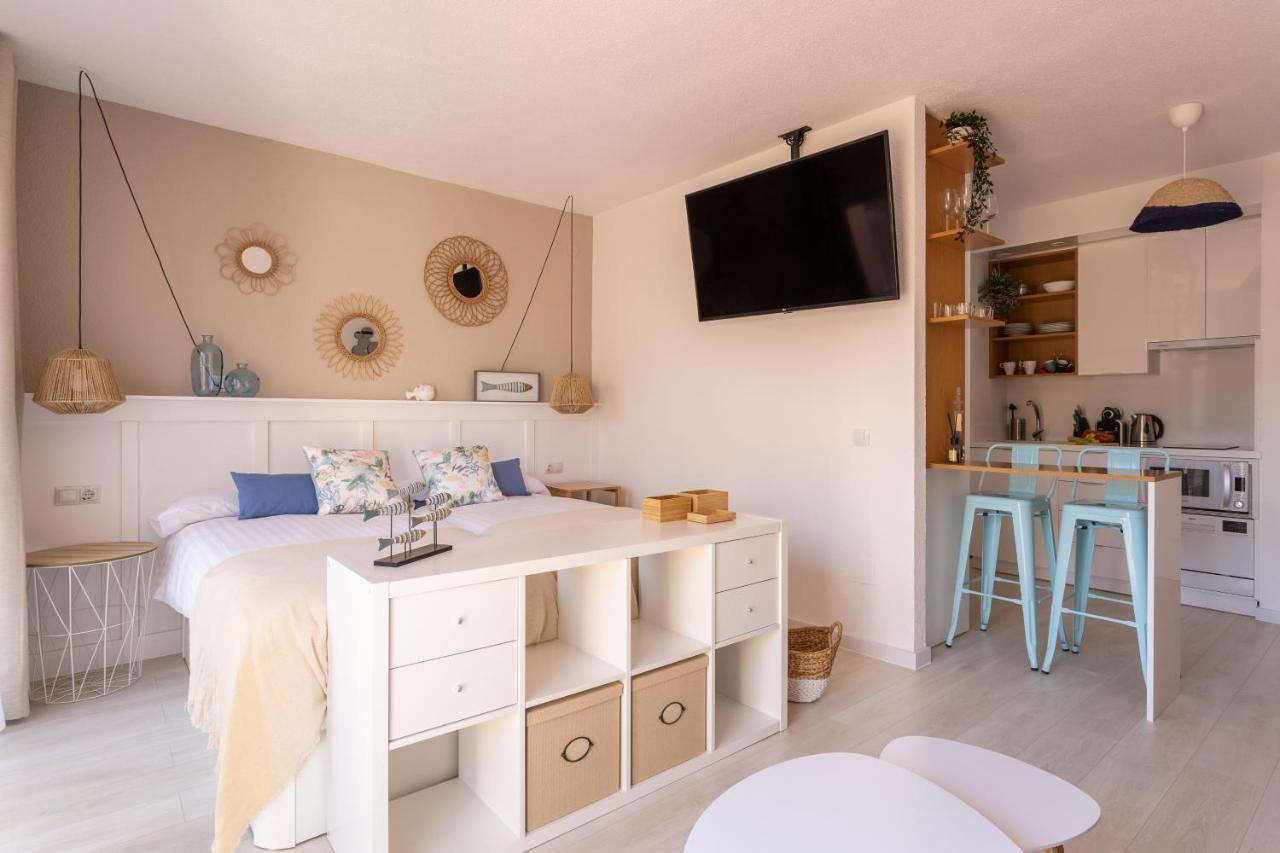 Appartamento Oleholidays Romana Playa 223 Primera Linea Playa Marbella Esterno foto