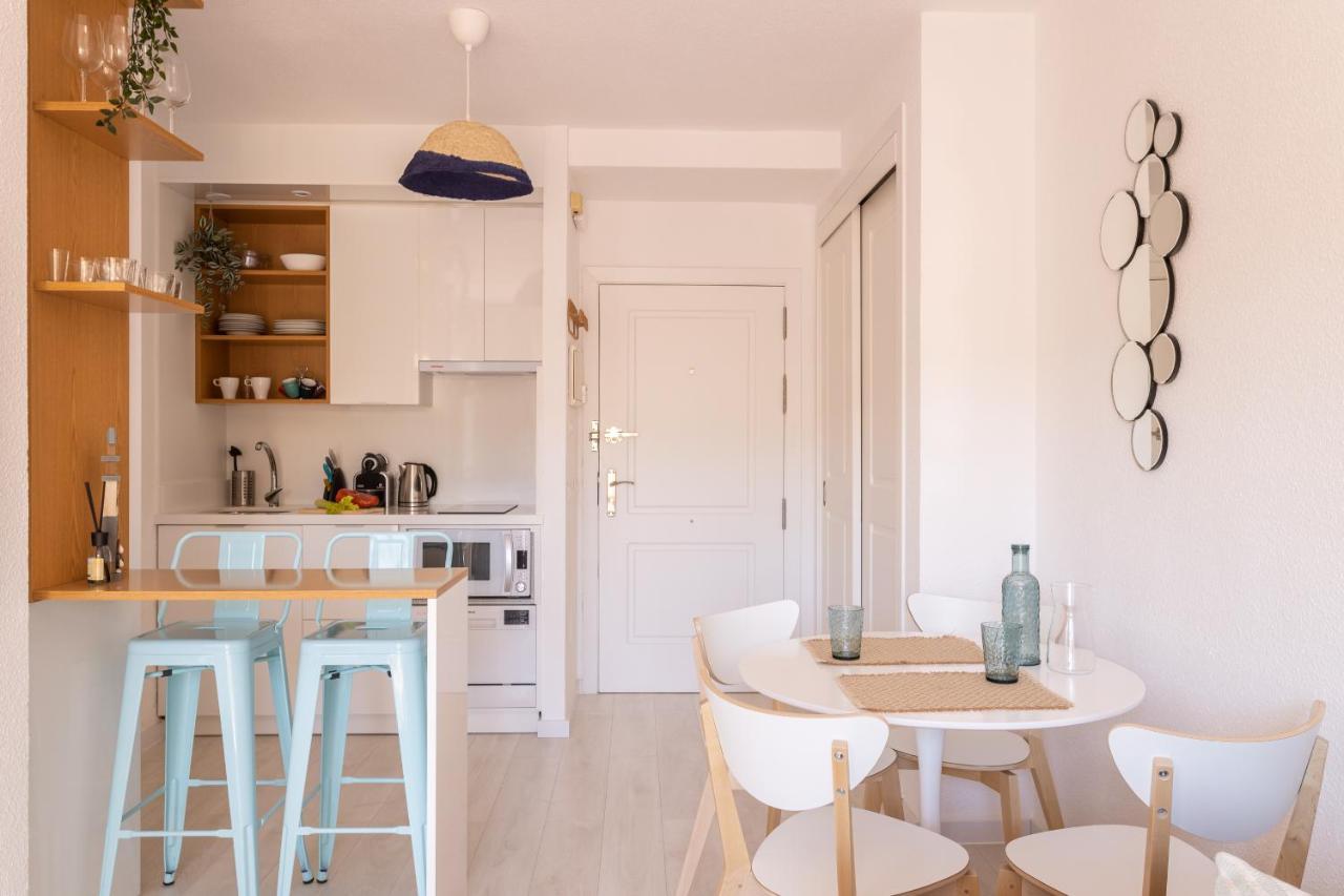 Appartamento Oleholidays Romana Playa 223 Primera Linea Playa Marbella Esterno foto