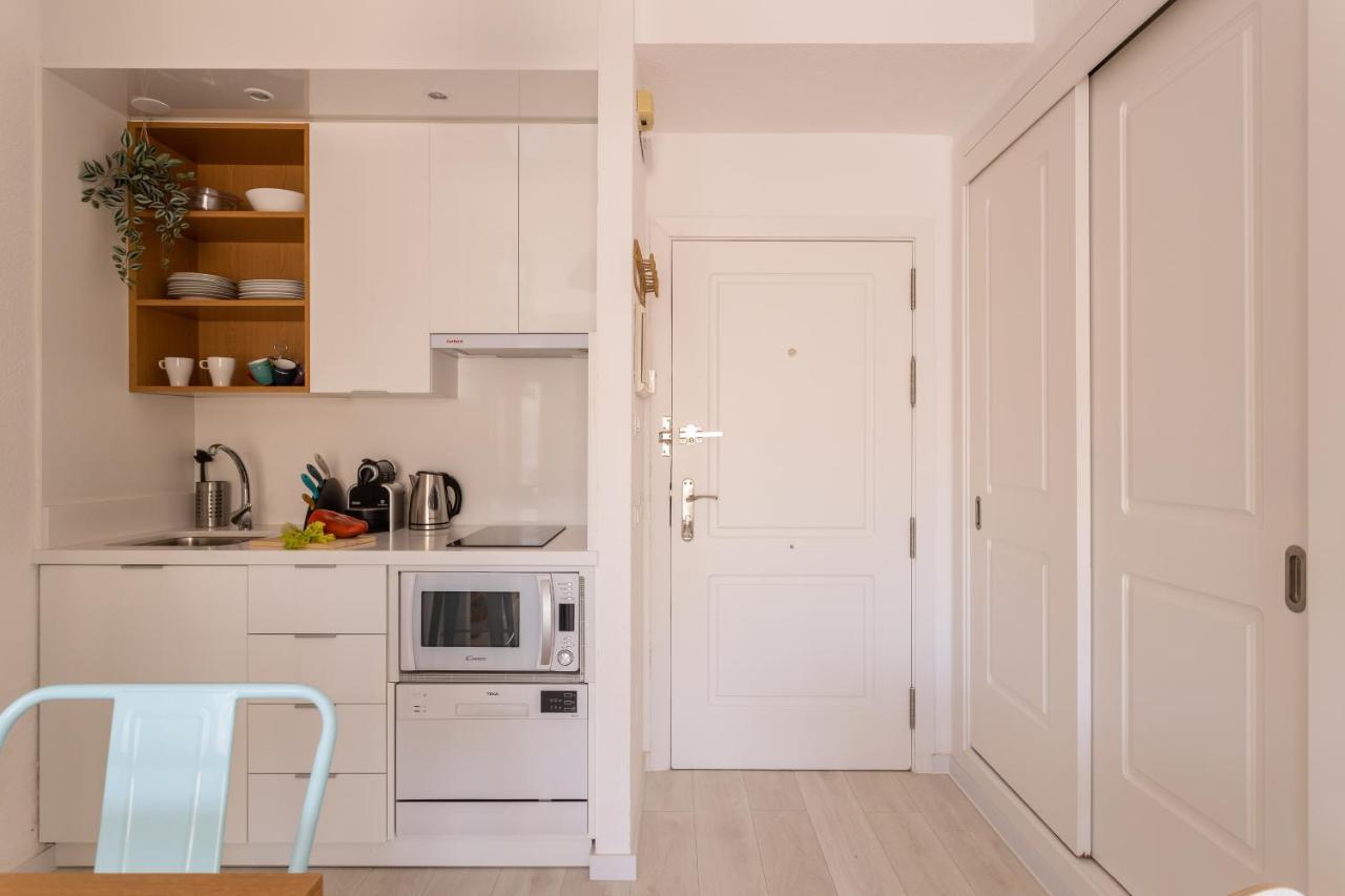 Appartamento Oleholidays Romana Playa 223 Primera Linea Playa Marbella Esterno foto