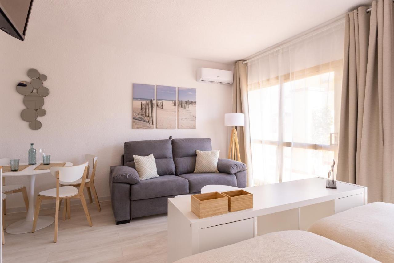 Appartamento Oleholidays Romana Playa 223 Primera Linea Playa Marbella Esterno foto